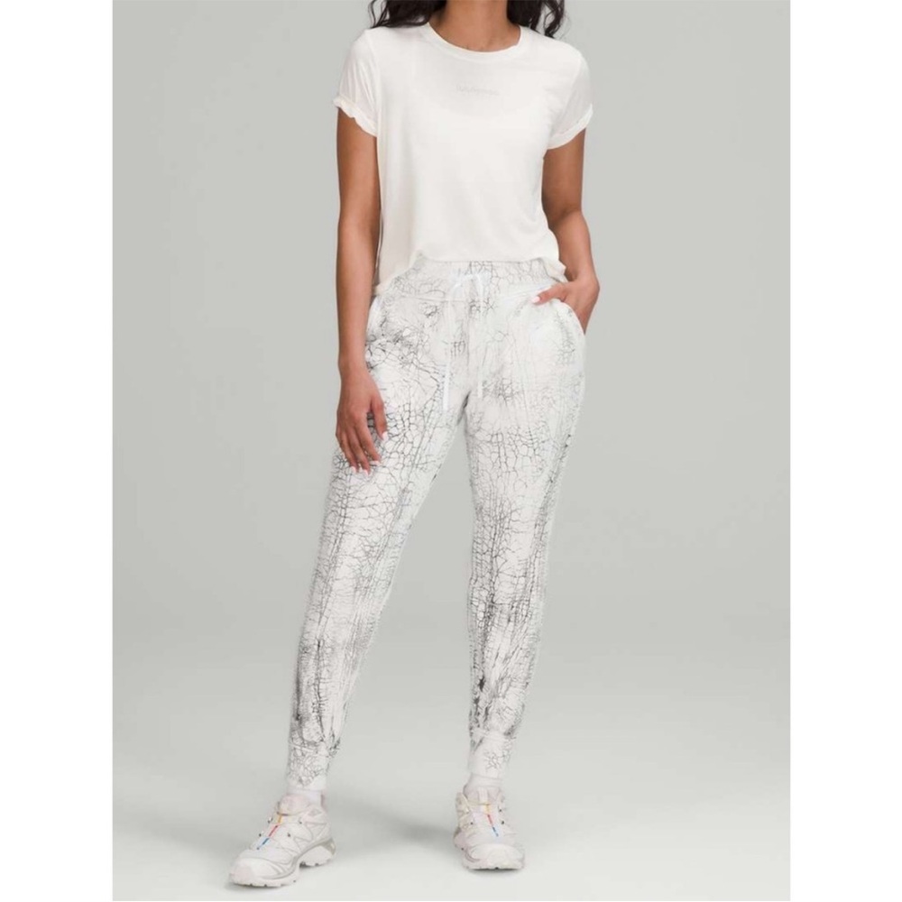 Lululemon Warm Down Joggers - Size 14